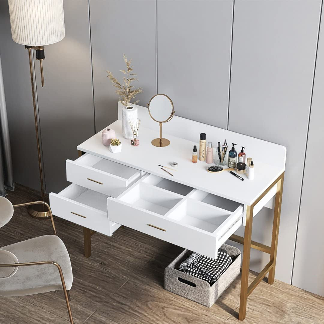 Vitt sminkbord med 3 lådor & guldben