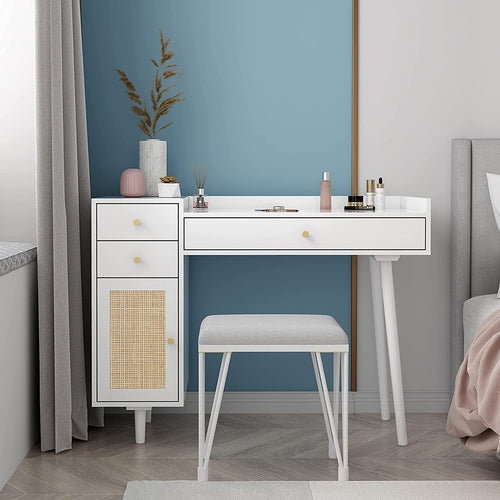 Modern White Makeup Vanity – Sleek & Elegant Design